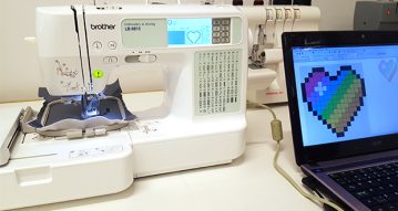Coeur en Pixel Art – Broderie numérique
